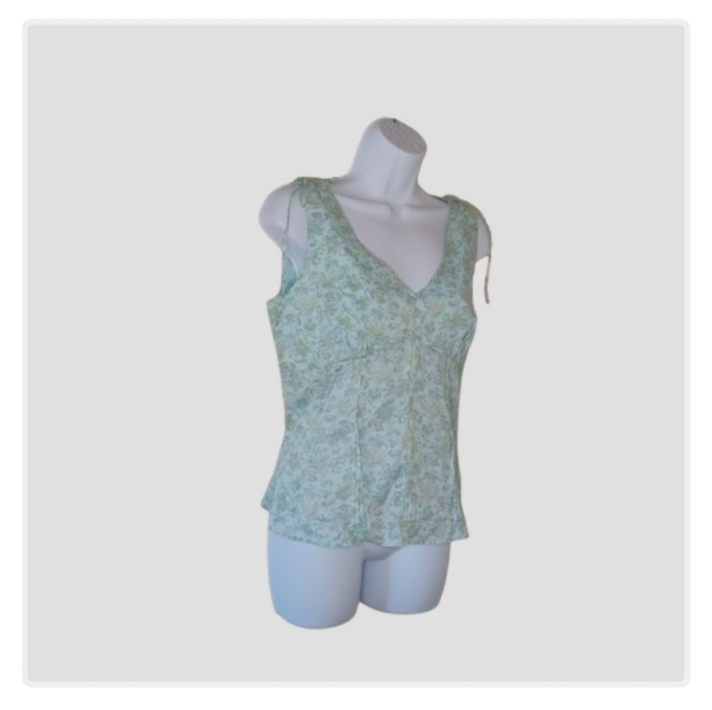 Ann Taylor blue paisley tank top, sz M